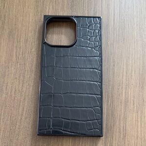FLAUNT SQUARE Faux Black Crocodile Pattern iPhone 14 Pro Max Case with MagSafe